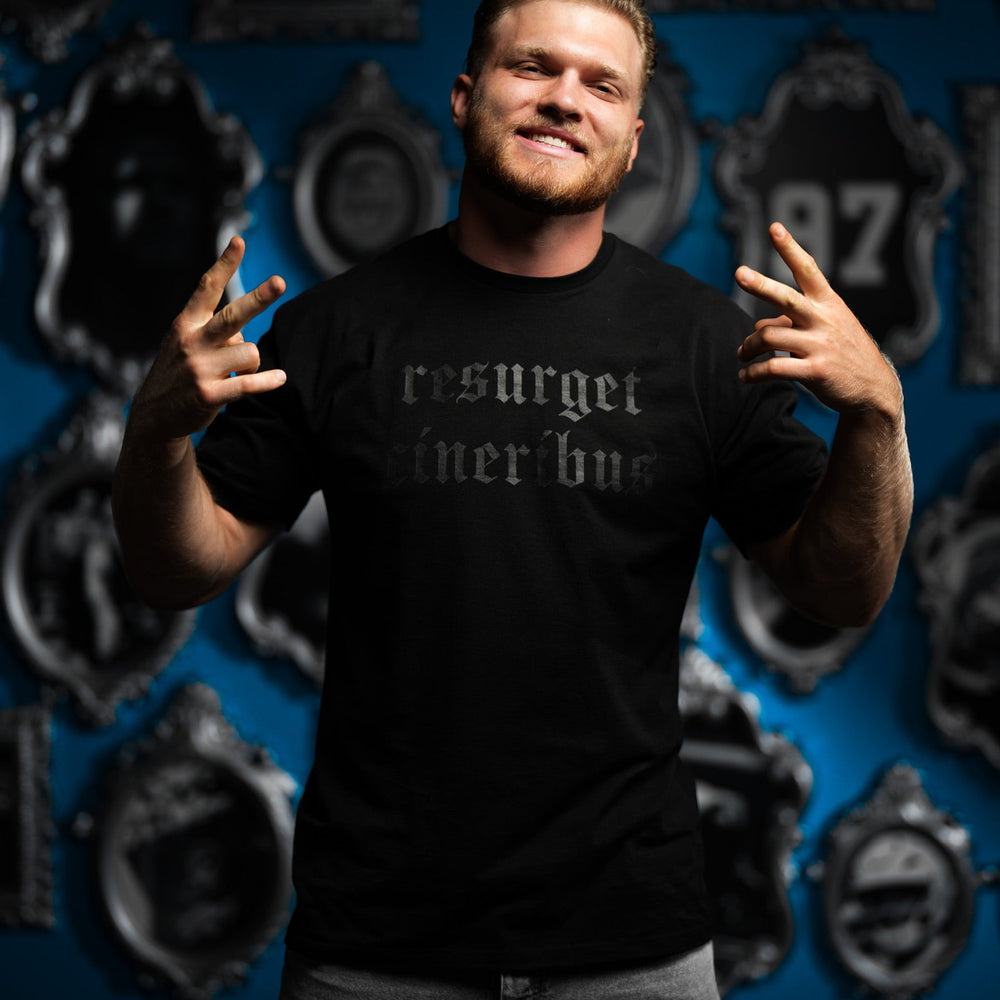 Aidan Hutchinson Detroit Lions NFL Resurget Cineribus Tee