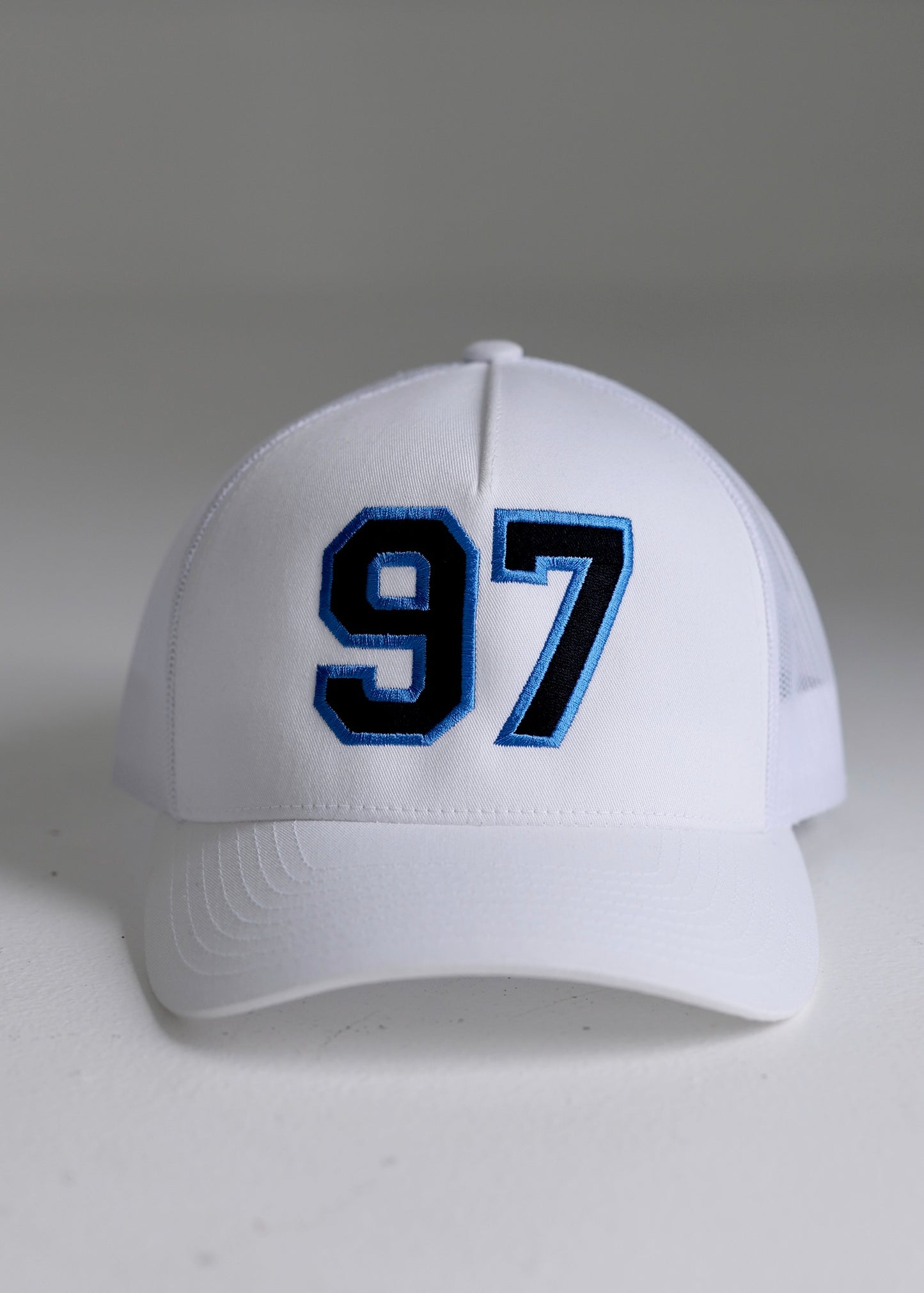 PREMIUM 97 Trucker - White